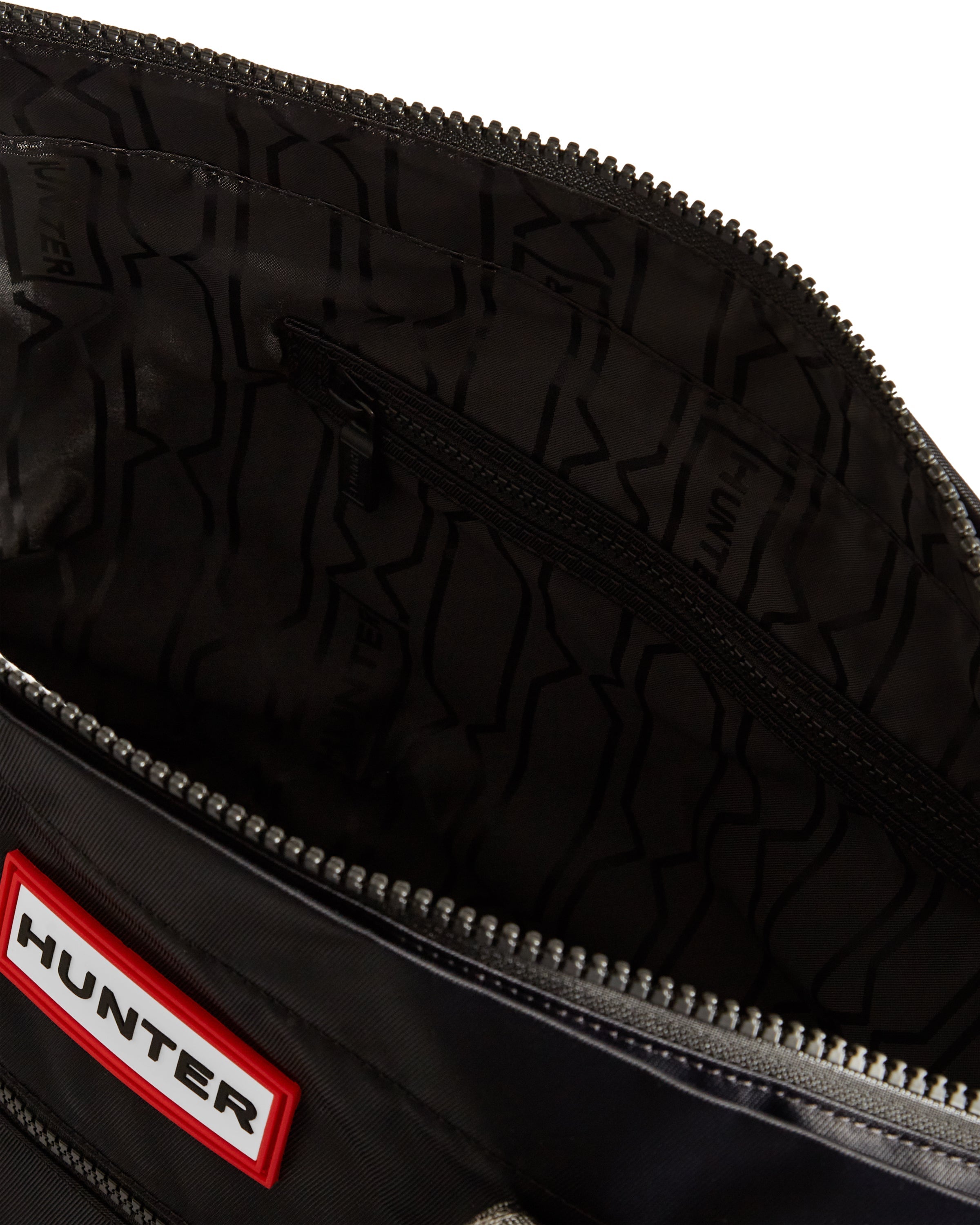 ナイロン ミディアム トップ クリップ トート バッグ - ブラック