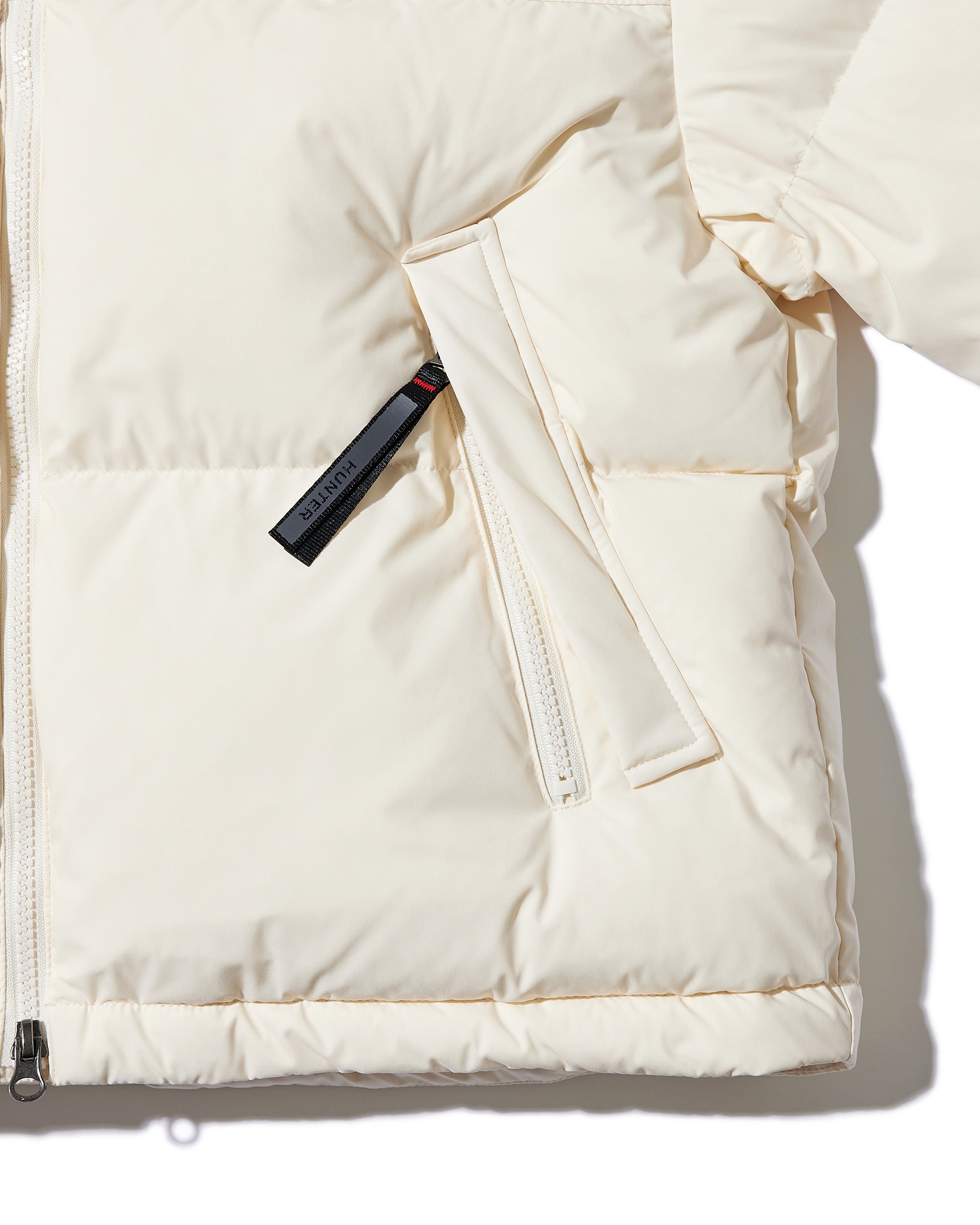 レディース イン/アウト パファー ダウン ジャケット - アイボリー