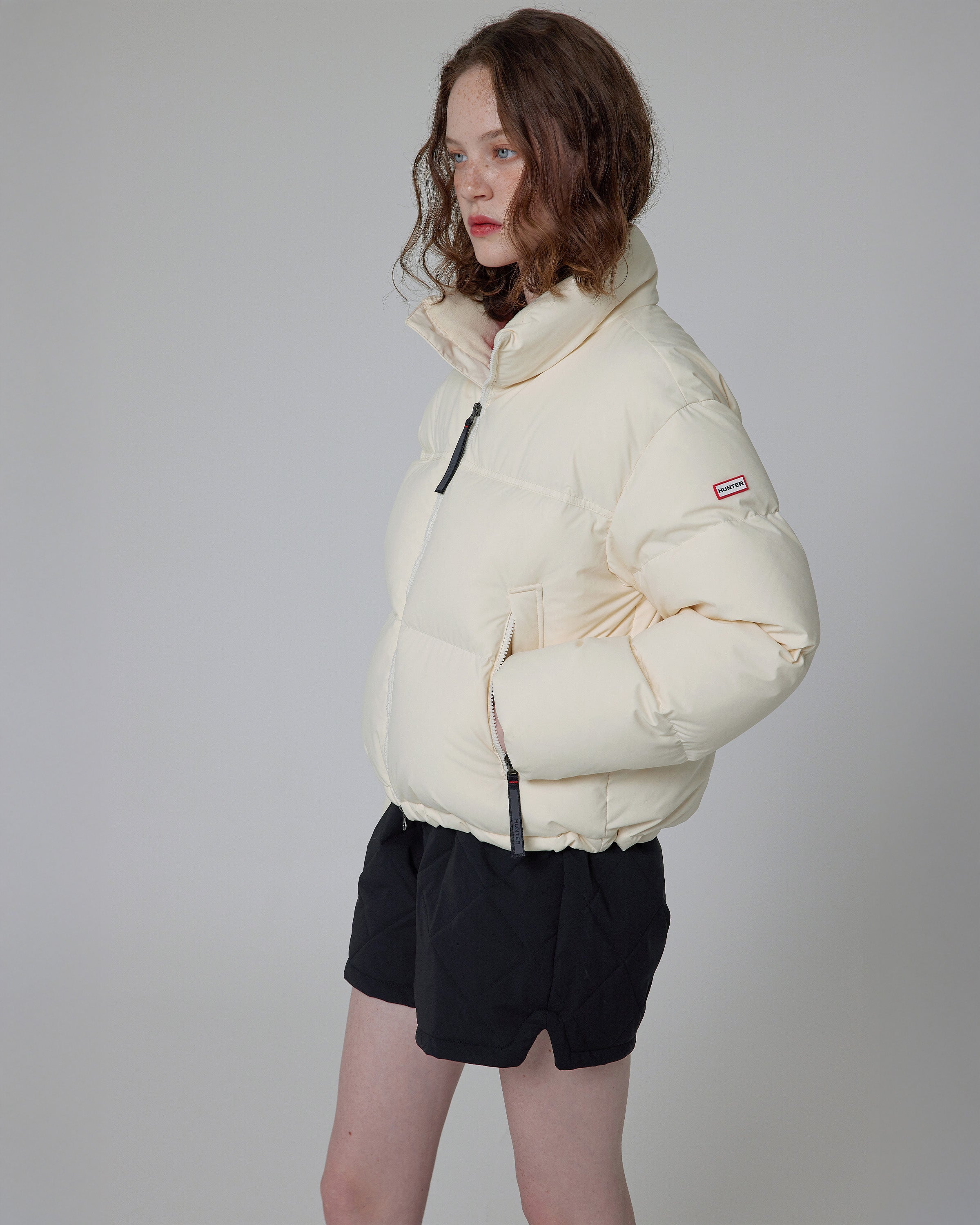 レディース イン/アウト パファー ダウン ジャケット - アイボリー