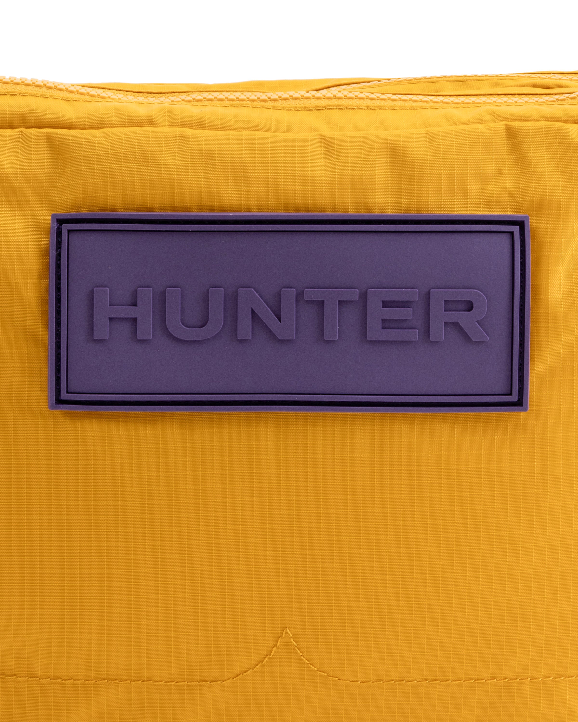 トラベル リップストップ リサイクル ナイロン サコッシュ - リッチオーカー