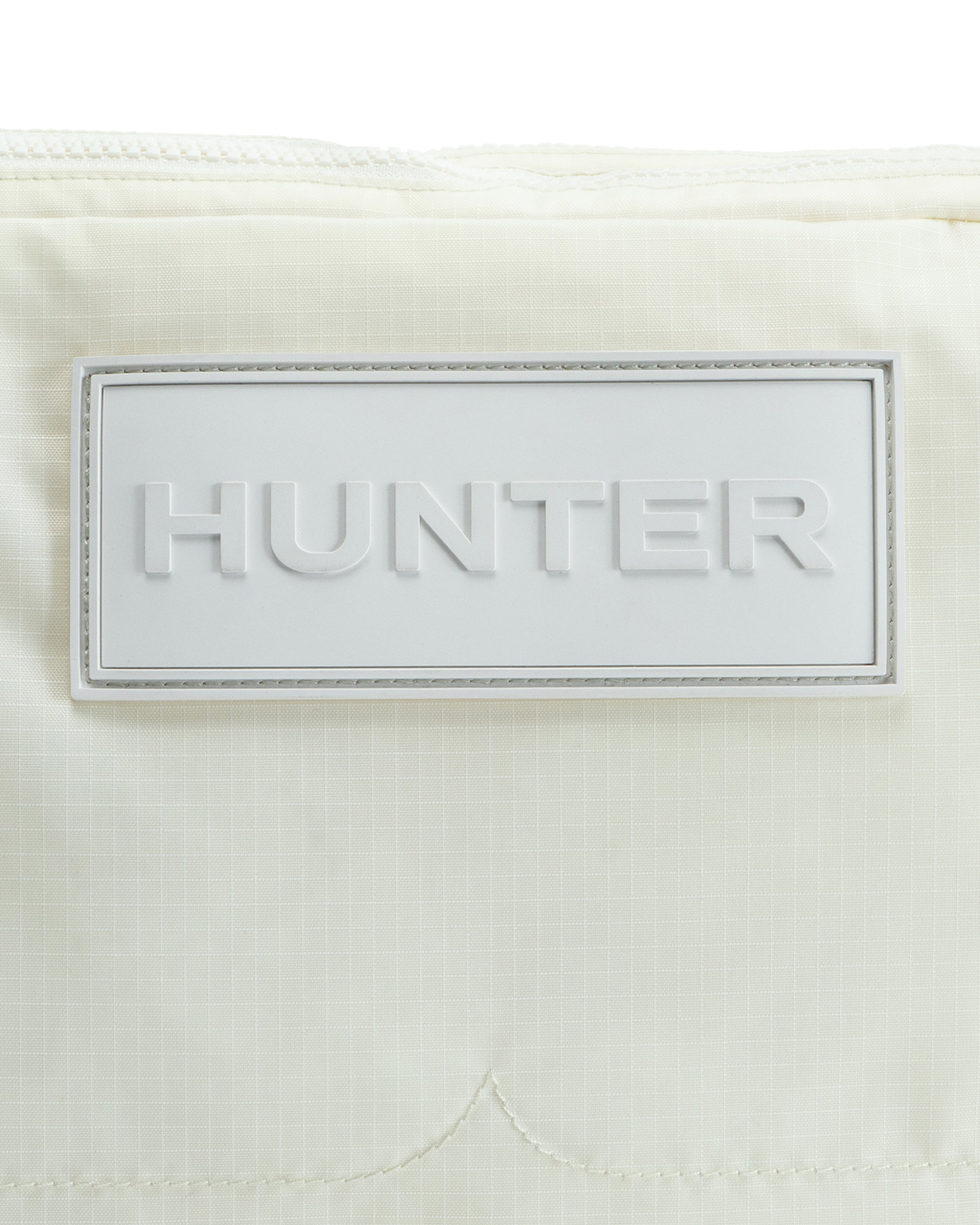 トラベル リップストップ リサイクル ナイロン サコッシュ - シェイディッド ホワイト