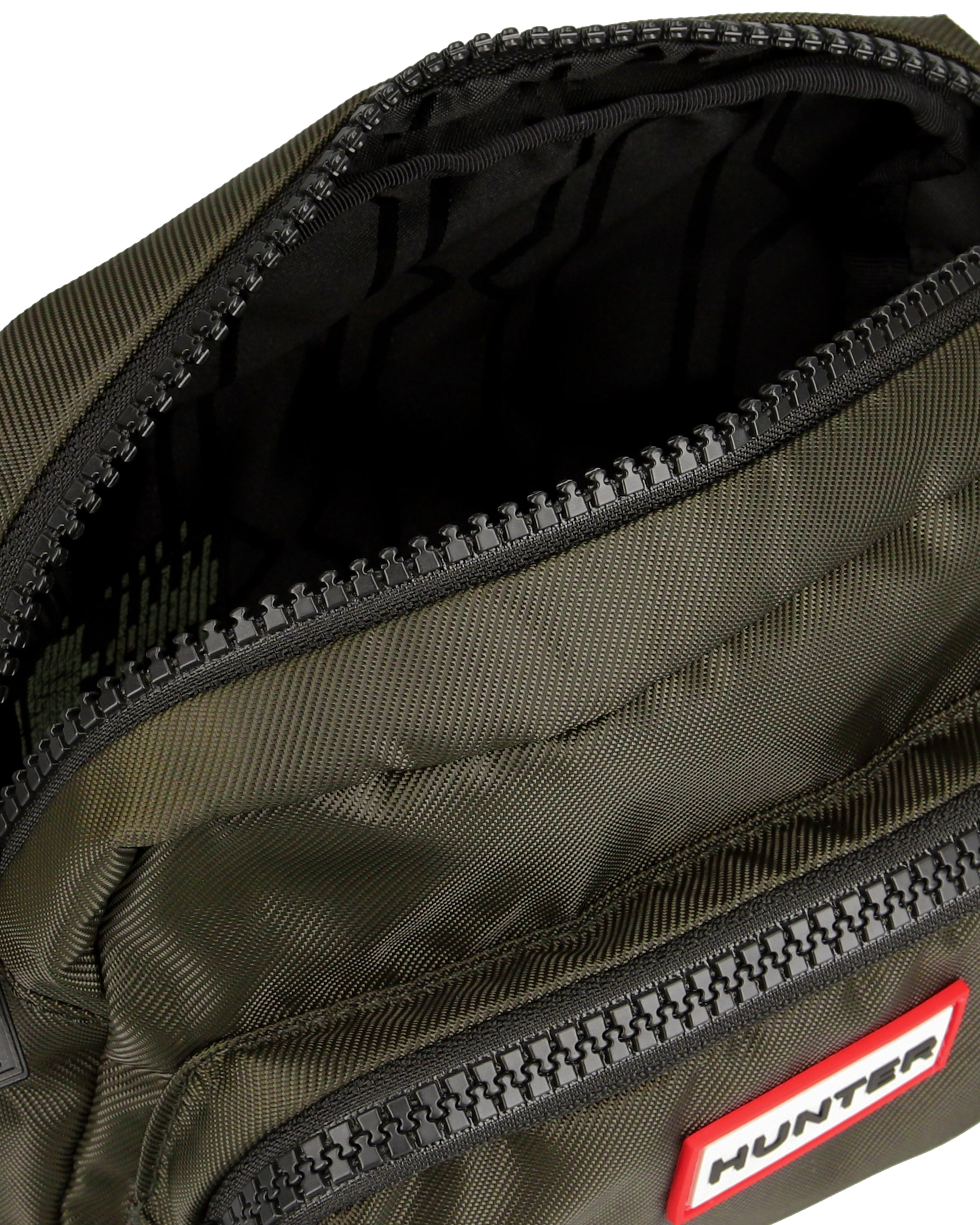 オリジナル エッセンシャル クロスボディ - ダーク オリーブ