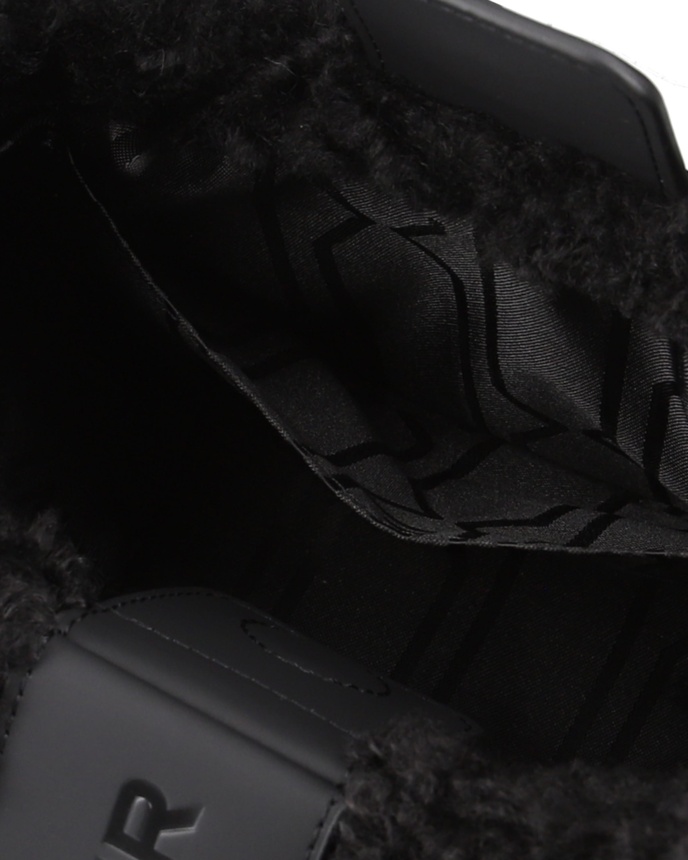 ブークレ ミニ クロスボディ - ブラック