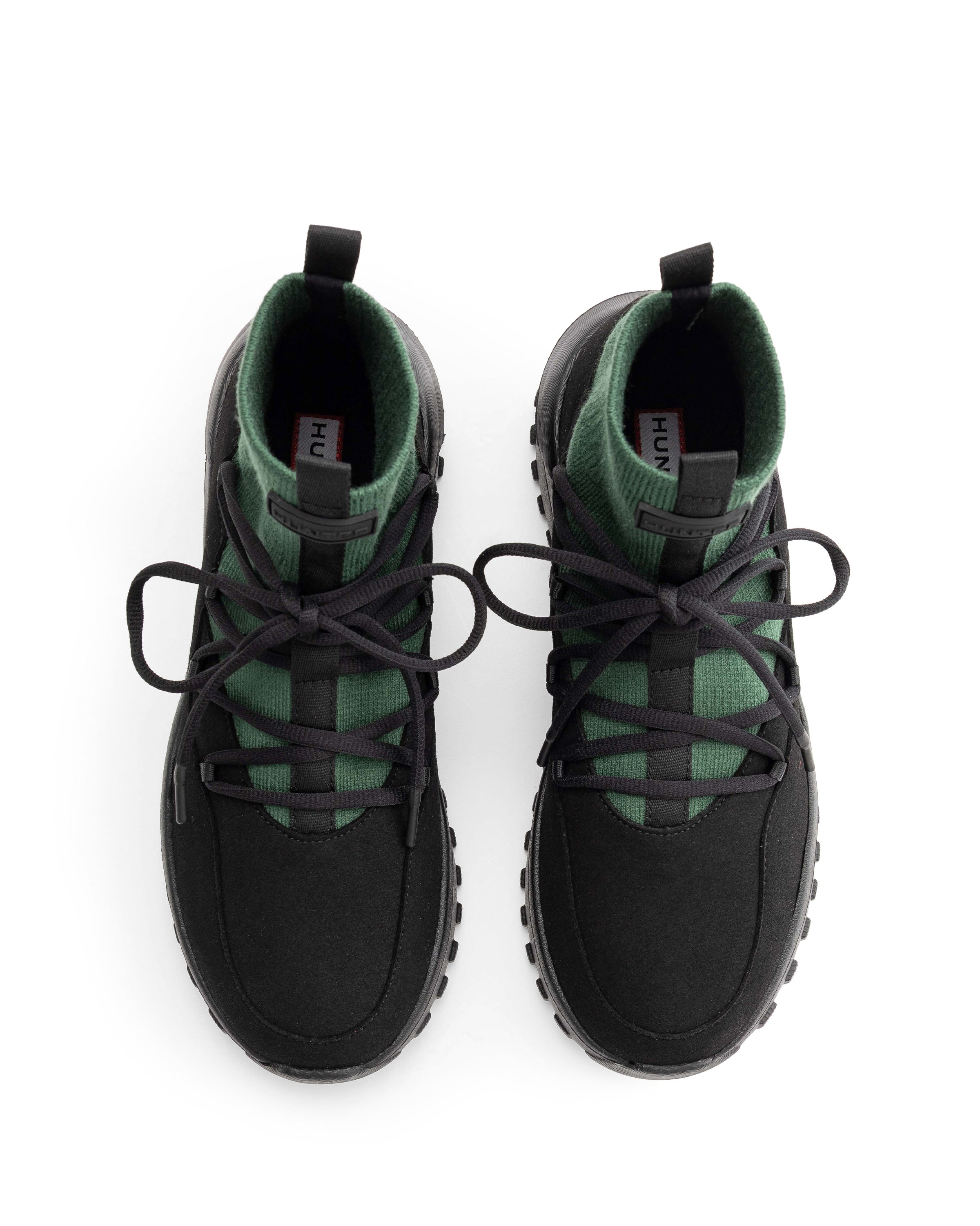 ユニセックス トラベル フロー ビーガン スエード ニット レース ブーツ - ブラック / リッチグリーン