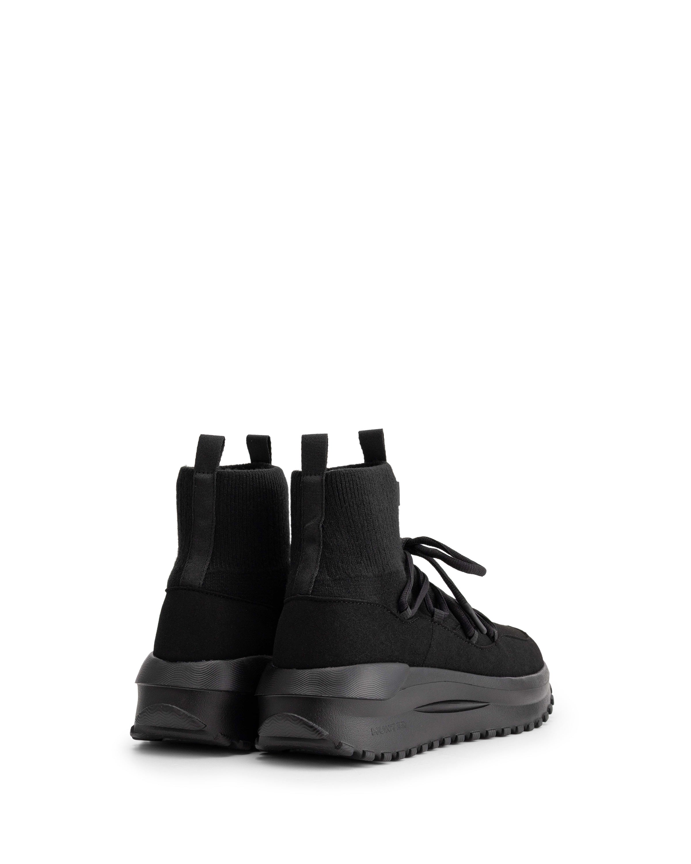 ユニセックス トラベル フロー ビーガン スエード ニット レース ブーツ - ブラック