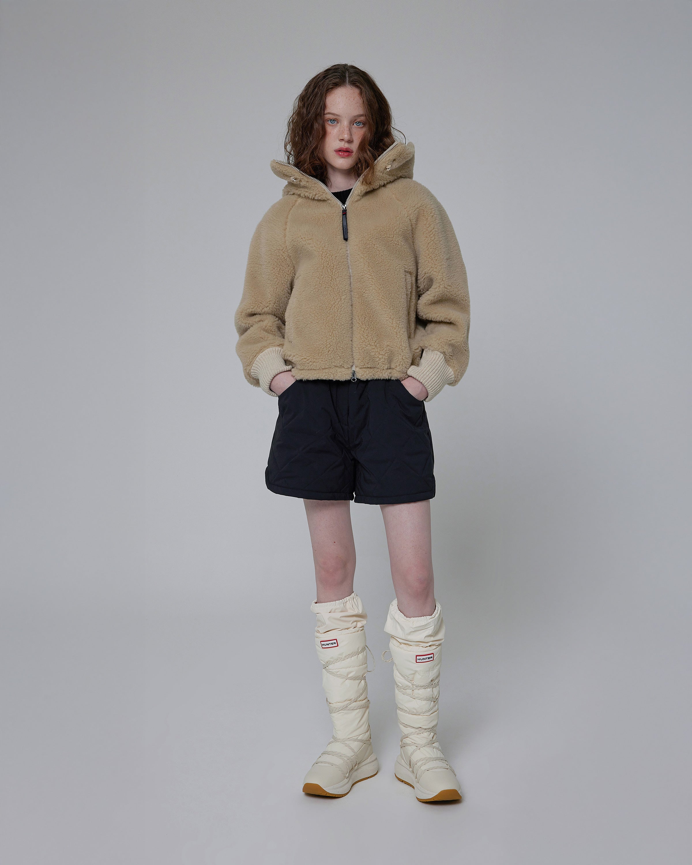 ユニセックス ハンター グリップ トール スノー ブーツ - ホワイトウィロー/ガム