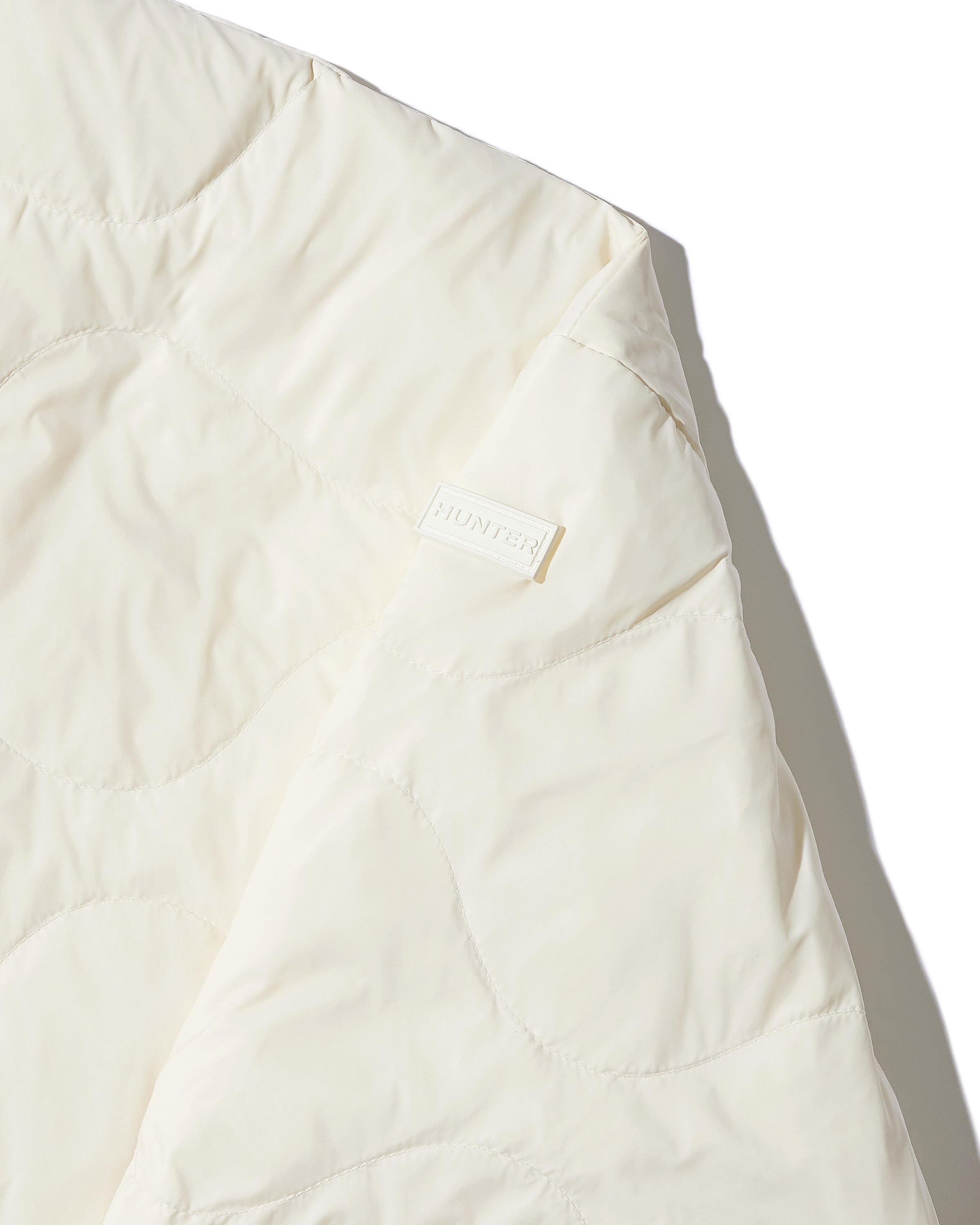 レディース エクスプローラー キルテッド ダウン ジャケット - アイボリー