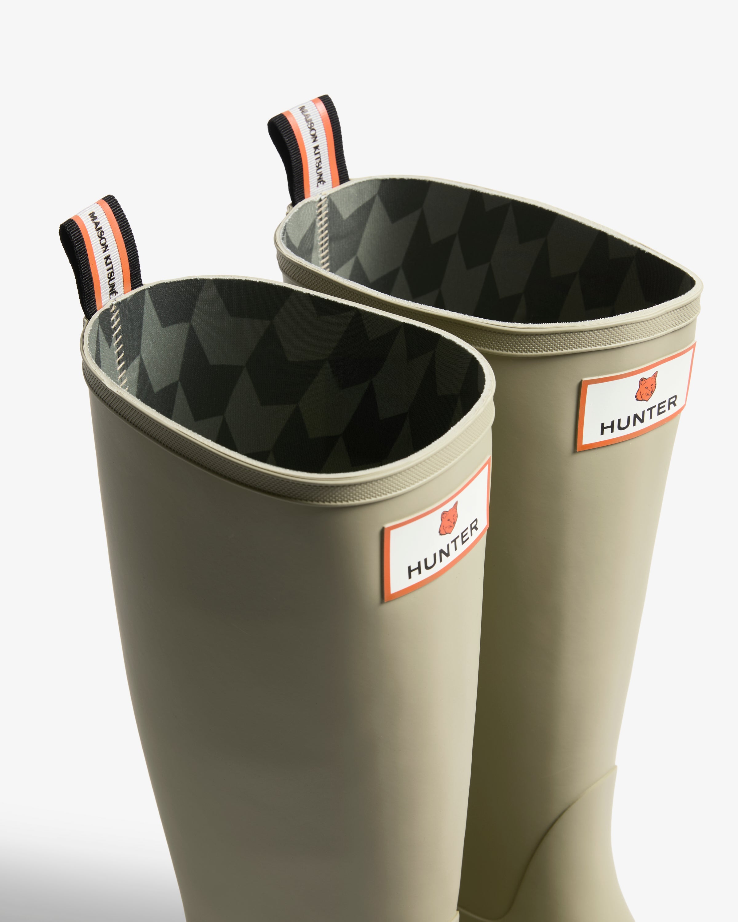 メゾン キツネ x ハンター ユニセックス ダウンポア トール ブーツ