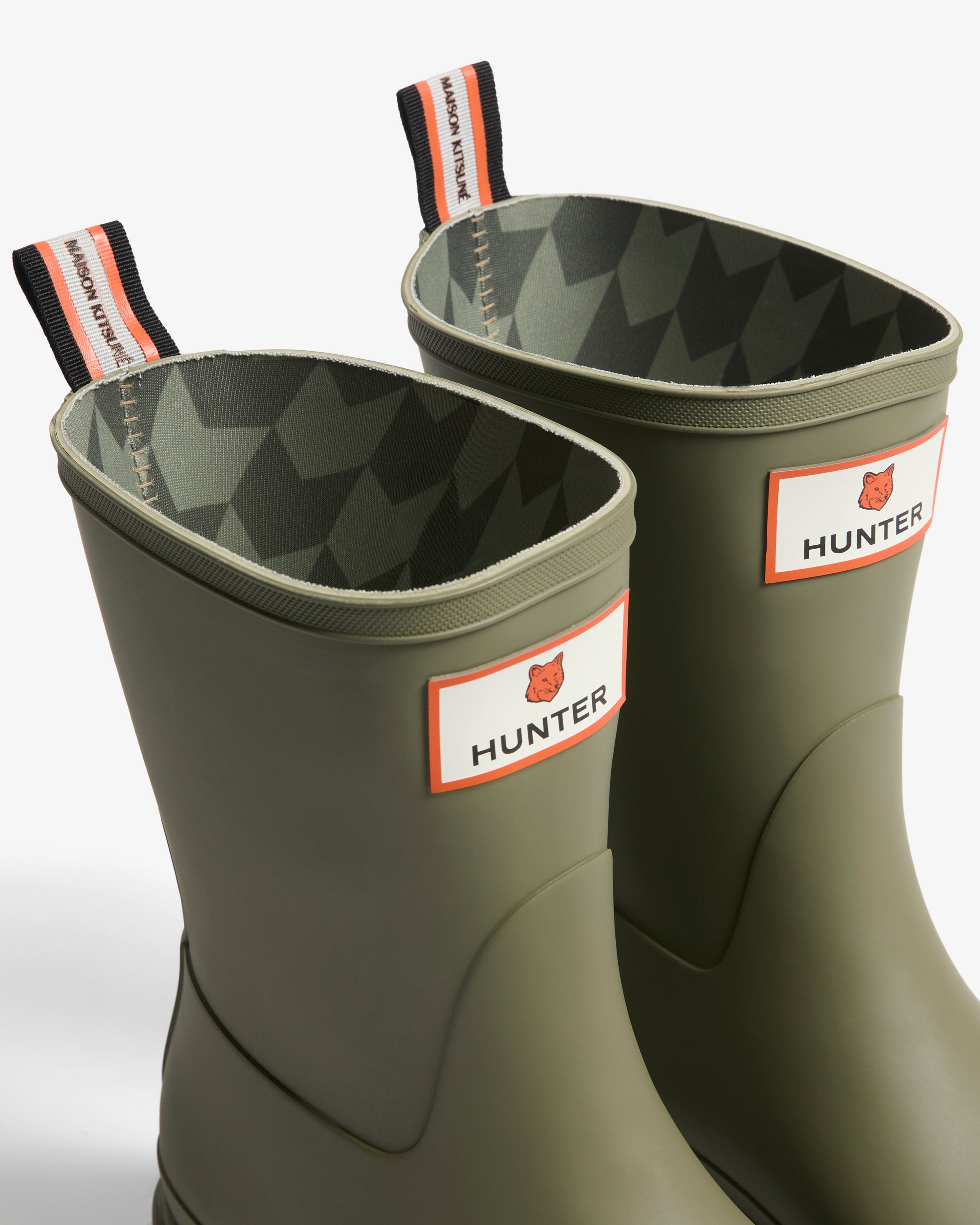 メゾン キツネ x ハンター ユニセックス ダウンポア ショート ブーツ