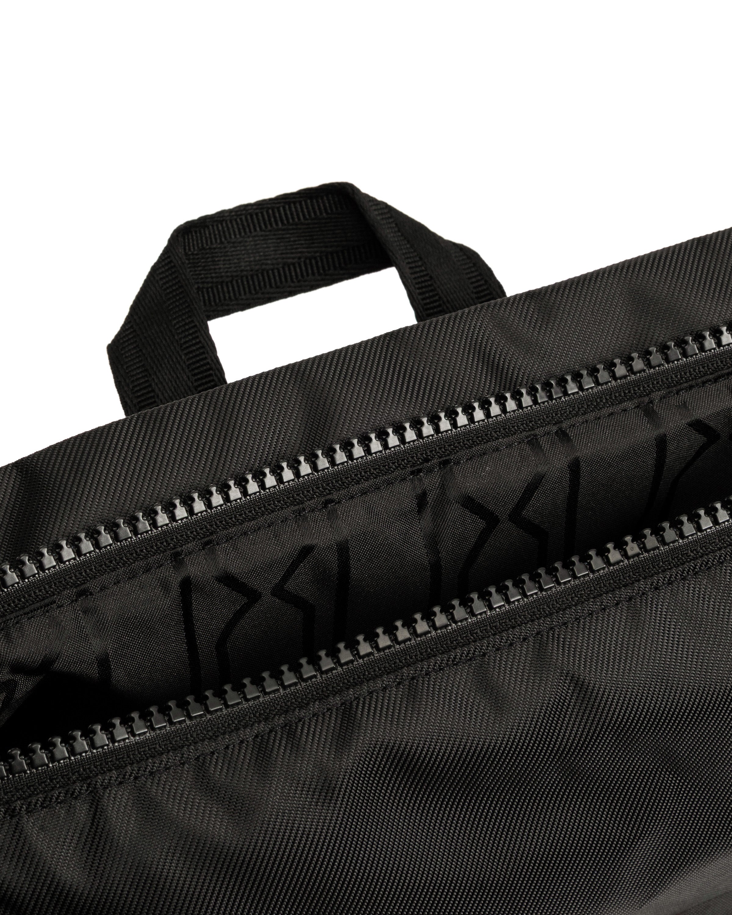 オリジナル エッセンシャル ミディ トップクリップ バックパック - ブラック