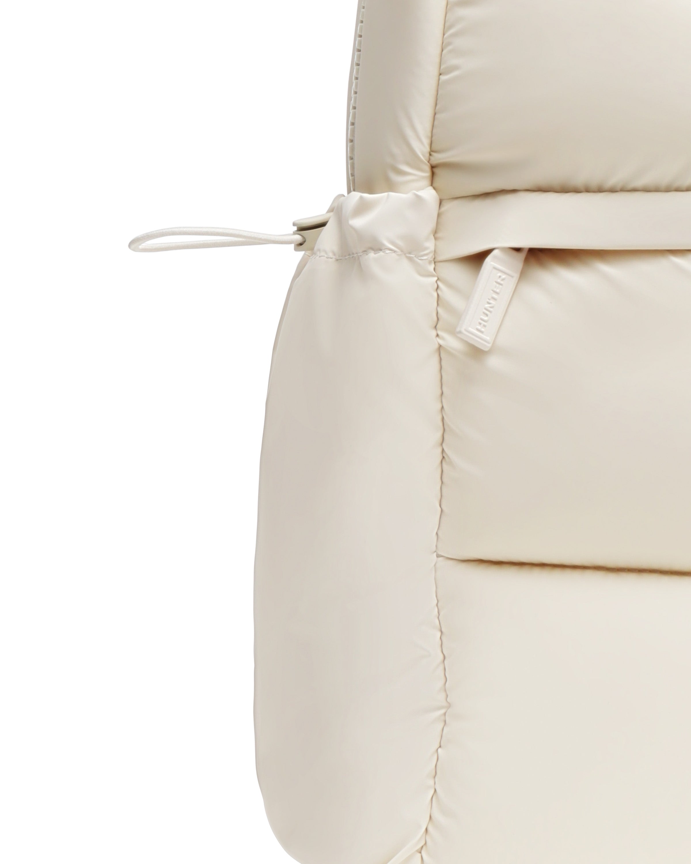 イントレピッド エクストラ パフド バックパック - キャンバスクリーム