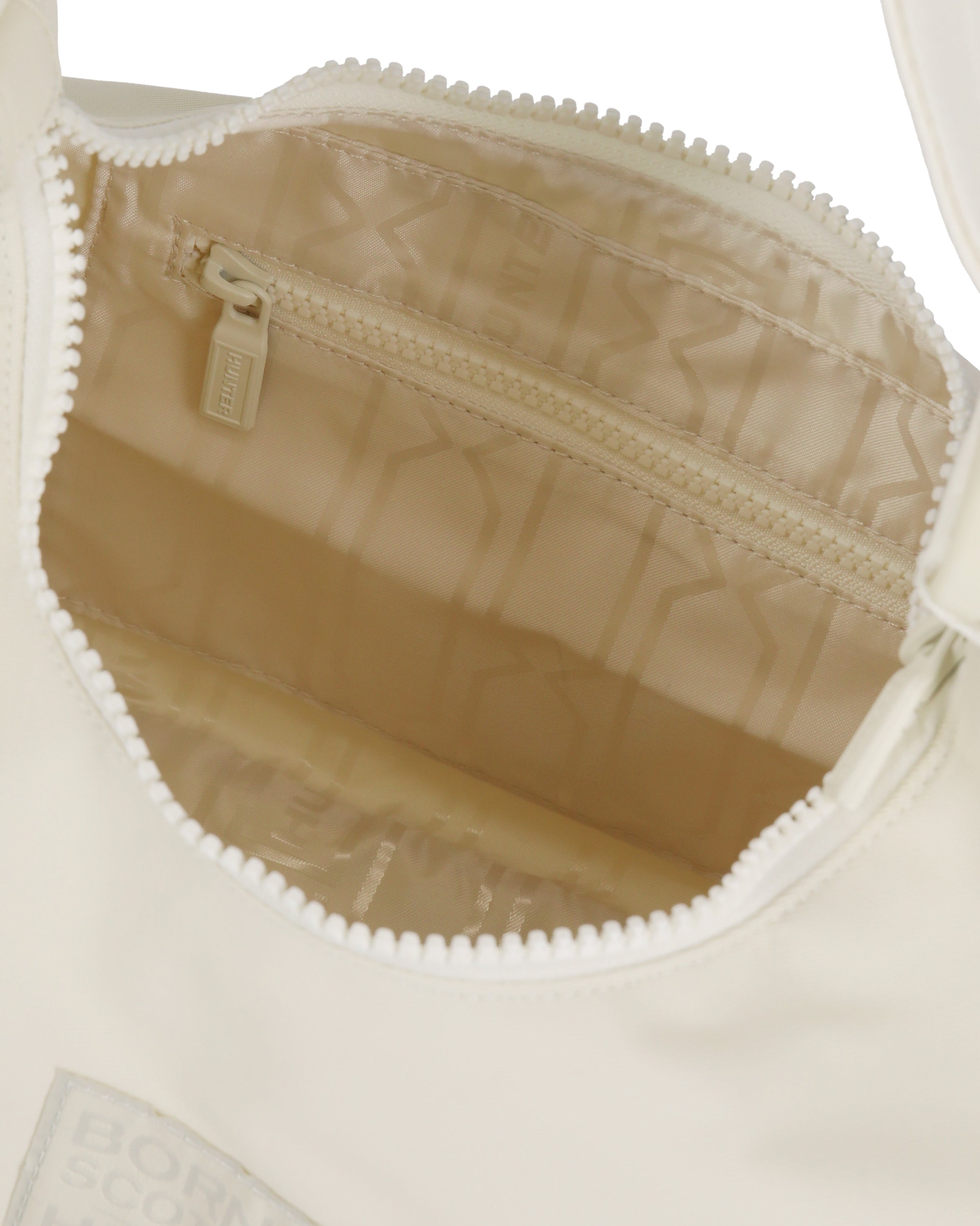 ナイロン ミディ ホーボー ボーン イン スコットランド - ソフトサンド