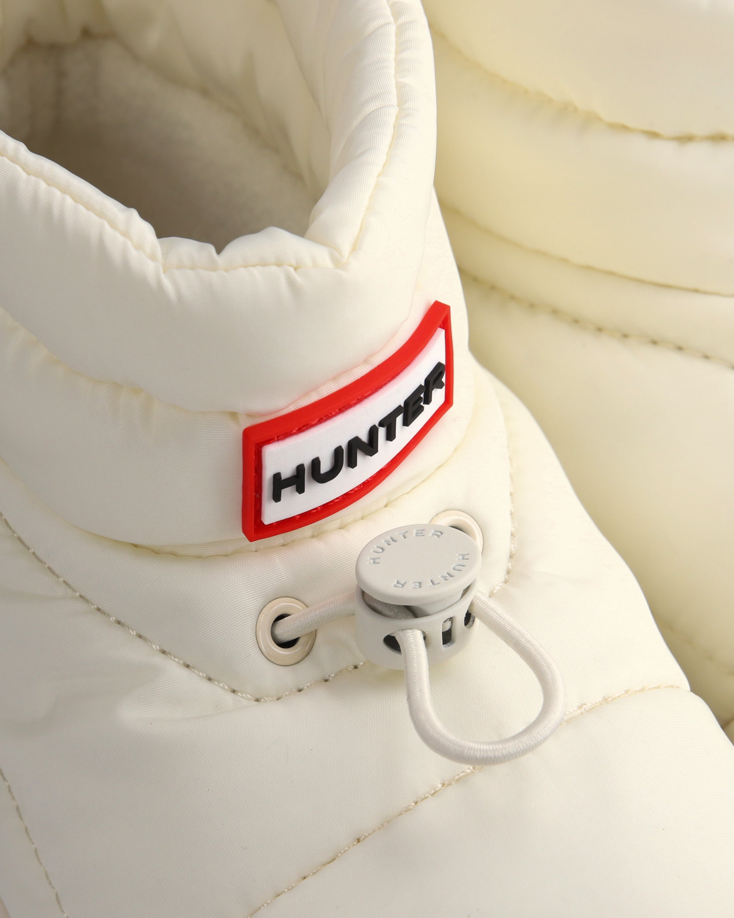 ユニセックス イン/アウト コージー パフ サイド ベント ブーティー