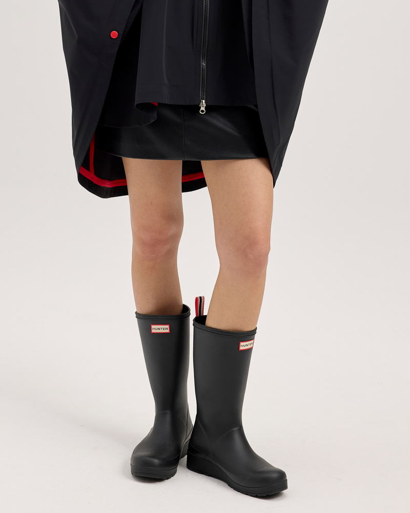 PLAY BOOTS